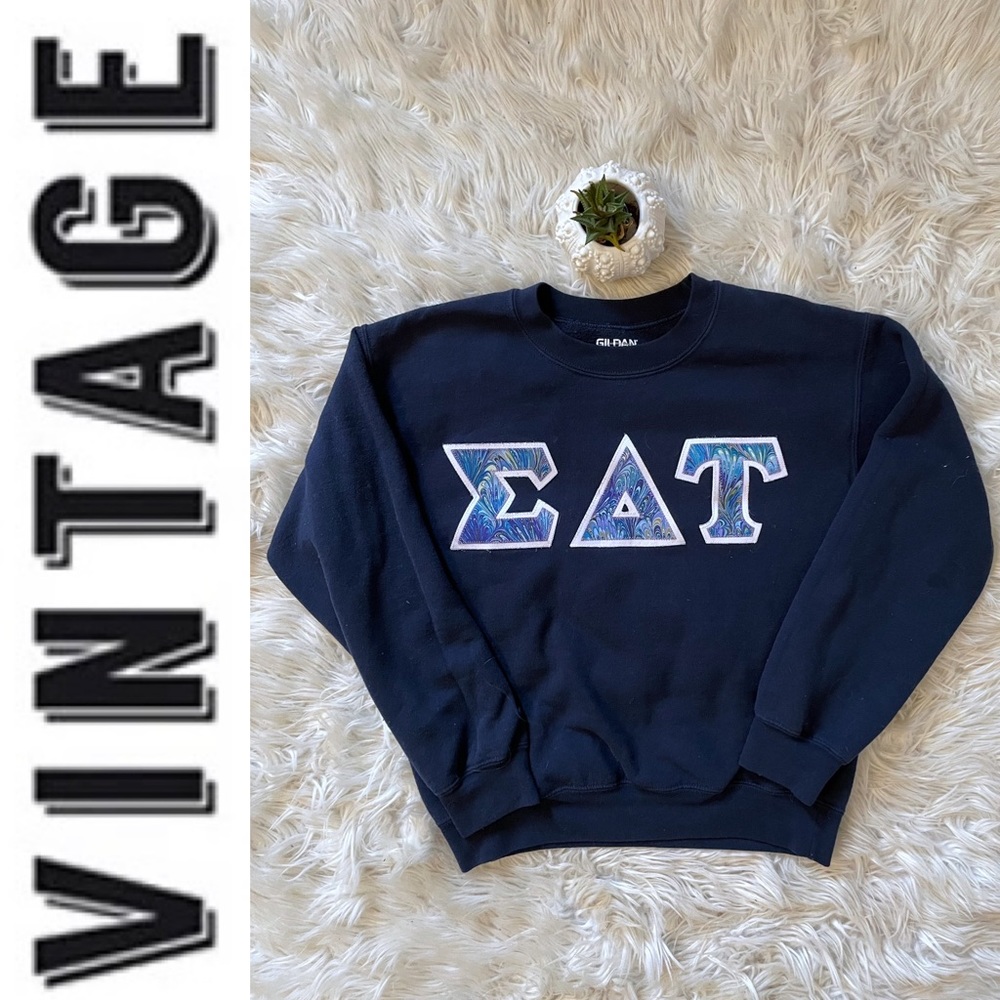 Vintage crewneck graphic fraternity navy sweatshirt, Sigma Delta Tau, S